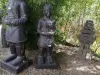 Product image 2 of the product “Chinese warrior, standing, 120 cm height, cast stone, handcrafted & coloured ”